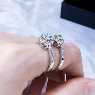 Anello in Argento 925 con Moissanite di Taglio Brillante