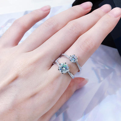 Anello Solitario in Argento 925  con Moissanite di Taglio a Stella