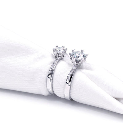 Anello Solitario in Argento 925  con Moissanite di Taglio a Stella