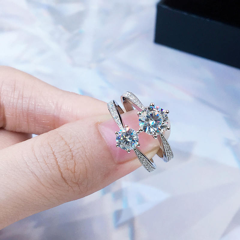 Anello in argento 925 Solitario con Pietra in Moissanite