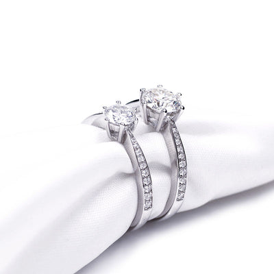 Anello in argento 925 Solitario con Pietra in Moissanite